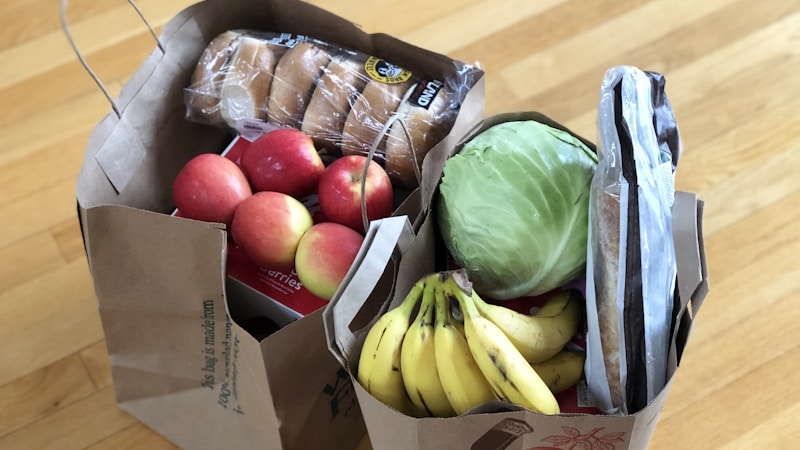 セブン・ファミマ・ローソンの保冷剤をやさしく比較｜もらえる条件・サイズ感・使いやすさをわかりやすく解説